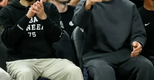 WARRIORS SHUT DOWN STEPH CURRY? Steve Kerr’s 1-word reaction to the Curry 