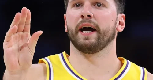 WORLD STOP! Luka Doncic JUST MADE LAKERS HISTORY with an UNREAL 60-point masterclass! What he's doing is ABSOLUTELY RIDICULOUS!