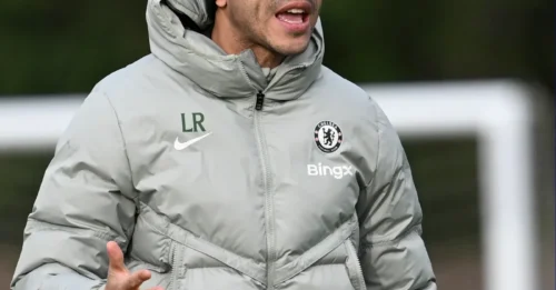 THE AXE FALLS IN WEST LONDON! Chelsea zeroes in on THREE managerial killers to replace Rosenior—this isn’t a rebuild, it’s a HOSTILE TAKEOVER.