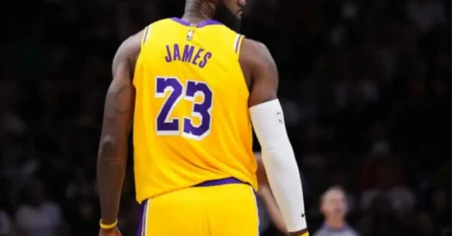 THE LAKERS AREN’T WORSE — THEY’RE DIFFERENT. And This New Version of LeBron James Might Actually Be BETTER FOR EVERYTHING