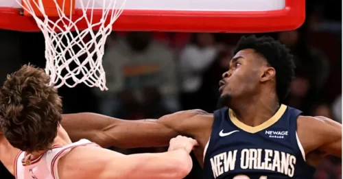 THE EAST JUST GOT A WARNING! The Bulls' frontcourt is no longer a weakness—it’s a NIGHTMARE! A 21-year-old, 2m11 shot-blocker with arms that stretch to the free-throw line is INCOMING!