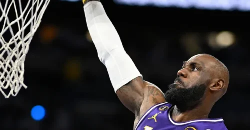 LeBron James exposes HARSH REF TRUTH – The harsh responses that prove STARS DON'T GET SPECIAL TREATMENT