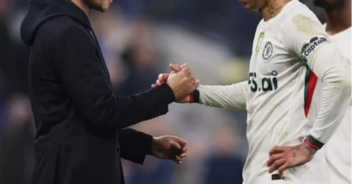 SHOCKING: Chelsea fans turn on Enzo Fernandez after new comments on his future while on international duty - after Liam Rosenior blamed his hint on a move away on 'bad translation'