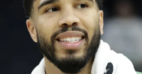 BREAKING:  Jayson Tatum WINS AWARD NO ONE SAW COMING – The Celtics star SHOCKS THE NBA WORLD