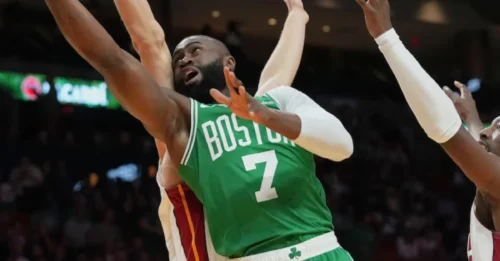 KING NBA:  Celtics MAKE FRANCHISE HISTORY in first quarter vs. Heat – The historic start SHOCKS THE NBA WORLD