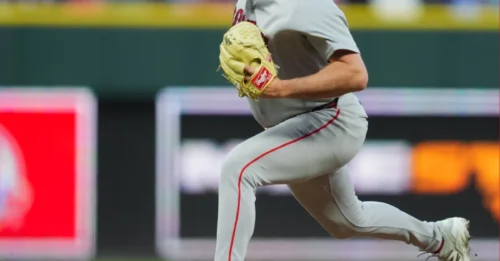 BREAKING IN BOSTON: Red Sox GET BACK a fan favorite but LOSE a HEAVY HITTER to LONG-TERM HELL.