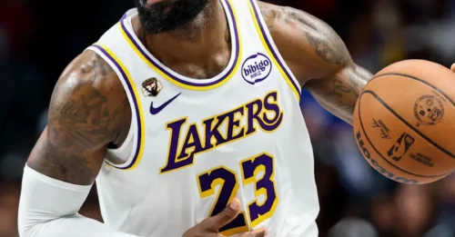 Lakers NEED LEBRON TO STEP UP AGAIN after lesser role adaptation – The 4-time champion MUST CARRY THE LOAD.