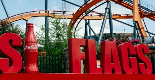 Kevin Durant PART OF GROUP BUYING SIX FLAGS AMERICA – The Prince George's County native RETURNS TO INVEST IN HIS HOMETOWN.