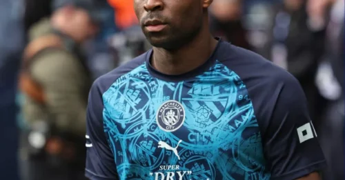 A TOTAL LOCKER ROOM MELTDOWN! A Chelsea Icon UNLEASHES on the Front Office for a SHOCKING £18M Mistake that let Marc Guehi SLIP THROUGH THEIR FINGERS!