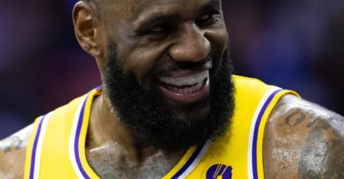 NBA QUIETLY GIFTED LEBRON the edge Lakers need to stun Rockets - The quiet edge HAS HOUSTON FANS FURIOUS