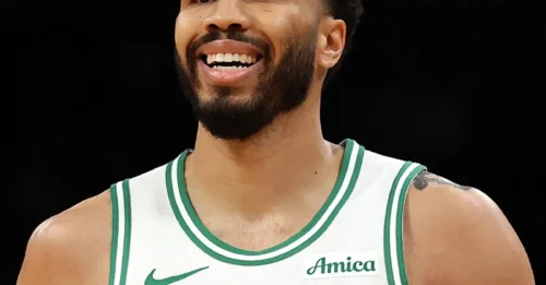 Celtics DROP MAJOR JAYSON TATUM UPDATE ahead of Game 1 – The 4-time All-Star's status SHOCKS THE NBA.