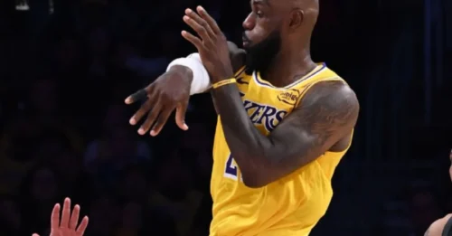 BREAKING IN LOS ANGELES: LeBron plays 'triple threat' as Lakers upset Rockets in Game 1