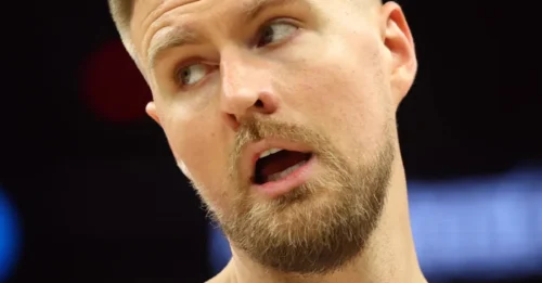 Kristaps Porzingis SENDS FINAL WARNING to Warriors ahead of free agency – The 7'2