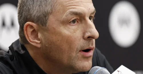 BULLS FRONT OFFICE SHOCKER: Chicago Finally Admits They’ve Been Lost for a Decade – Desperate “Hiring Firm” Move Exposes Total Rebuild Mode!