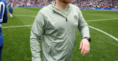 A TACTICAL MASTERSTROKE! Calum McFarlane made an audacious call against Leeds that delivered a monster payoff for Chelsea.