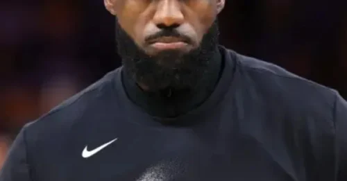 BOMSHELL: Lakers Announce ‘Insane’ LeBron James News Before Game 5 vs Rockets