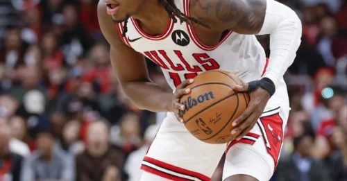 HE'S BACK: A 6-FOOT-4 GUARD the Bulls let walk? He’s eyeing a SHOCK RETURN to Chicago.