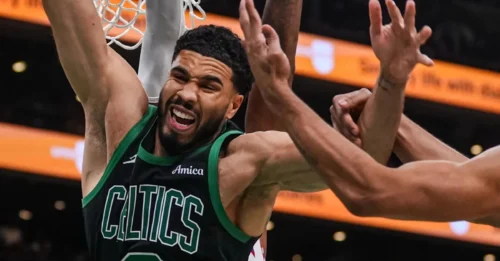 TATUM BOWS HIS HEAD AND ADMITS DEFEAT: Jayson explains the 3/22 nightmare in the 4th quarter for the Celtics