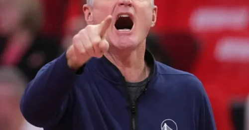 BOMSHELL IN BAY: Warriors get major update on head coach Steve Kerr's return chances