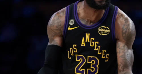 LOS ANGELES DROP A BOMBSHELL: Lakers Drop Remarkable Playoff News on Star Before Game 3 vs. Thunder