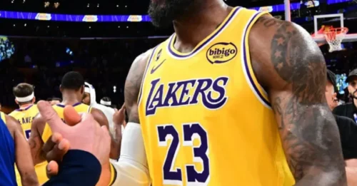BOMSHELL NBA: LeBron James’ Future With Lakers Complicated by Warriors’ Steve Kerr News
