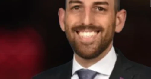 LAKERS, CELTICS, BUCKS: WATCH YOUR BACK. Chicago just hired the architect who made Orlando a monster. The sleeping giant didn’t just wake up — it’s swinging.