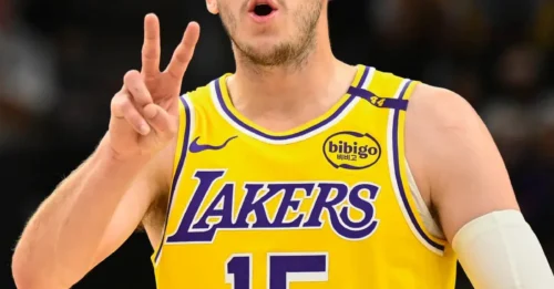 WARRIORS - LAKERS TRADE BLOCKBUSTER: The Lakers Will SEND The 27-Year-Old Who Averaged 23.3 Points, 5.5 Assists To The Bay In A Blockbuster Deal For 1 Aging Superstar