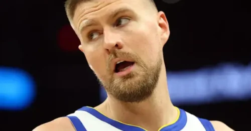 OMBSHELL IN THE BAY! Warriors just stole a 9'9