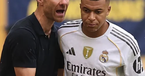 STAMFORD BRIDGE BOMBSHELL: Chelsea locks in new head coach on 4-year deal – insiders immediately name 3 megastars headed to London, including Mbappé!