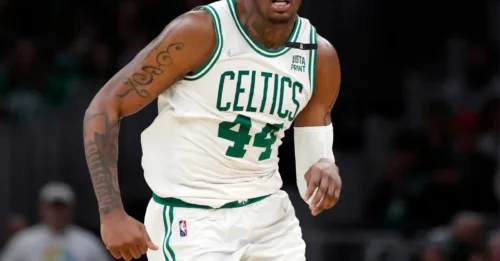 DEFENSIVE NIGHTMARE FOR WEST! 1.6 blocks/game career average + 71% finishing — Celtics castoff turns Lakers into title favorites overnight!