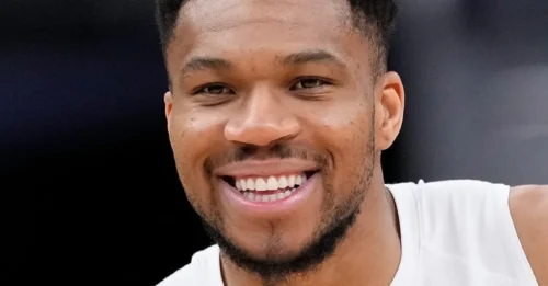 DISASTET IN GOLDEN STATE: Warriors Get Bad Giannis Antetokounmpo News Ahead of NBA Draft